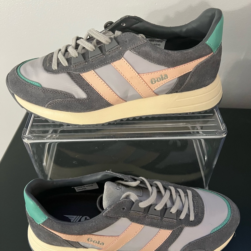 Gola Chicago sneaker women’s size 8